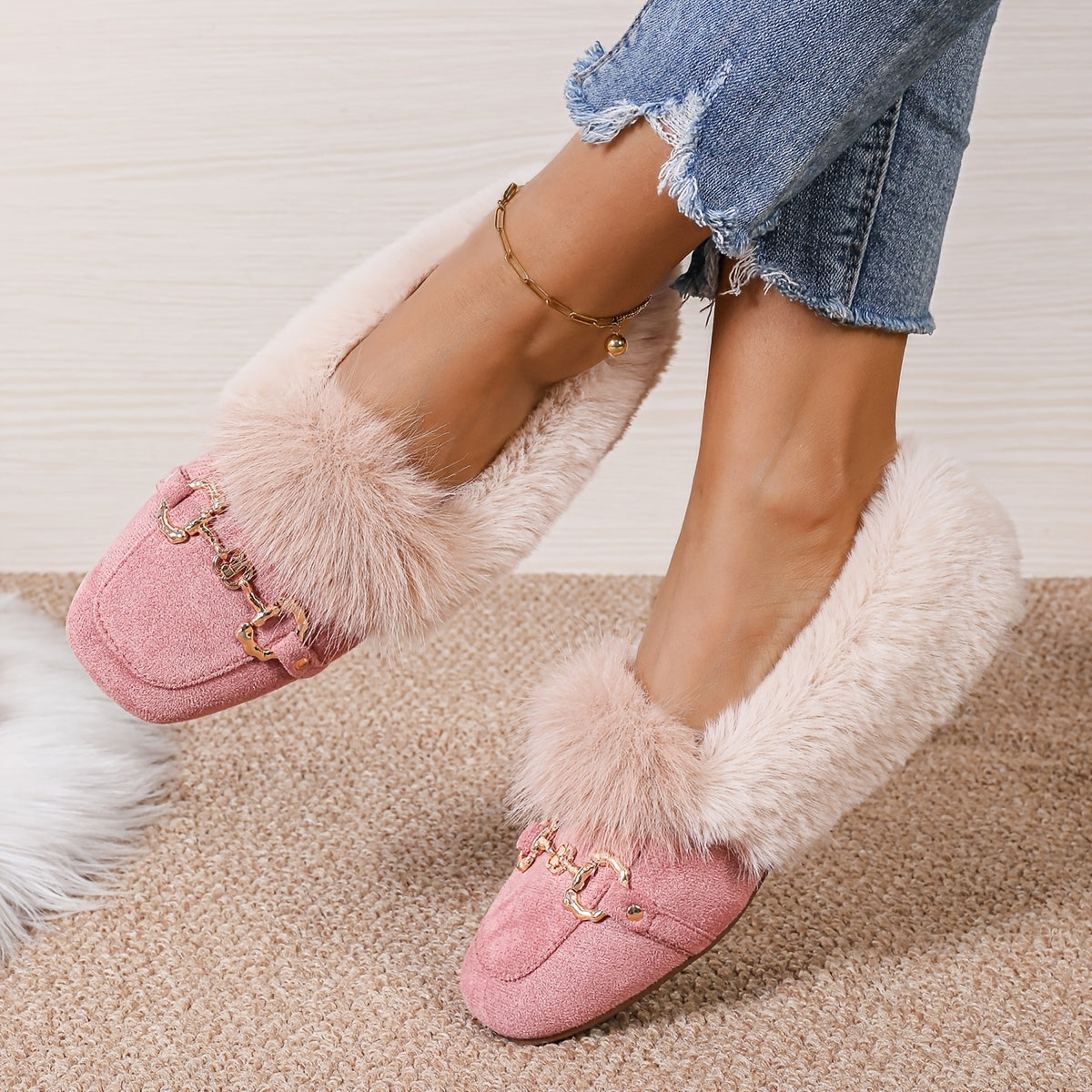 Mules chaussons pour femme bordés de fausse fourrure