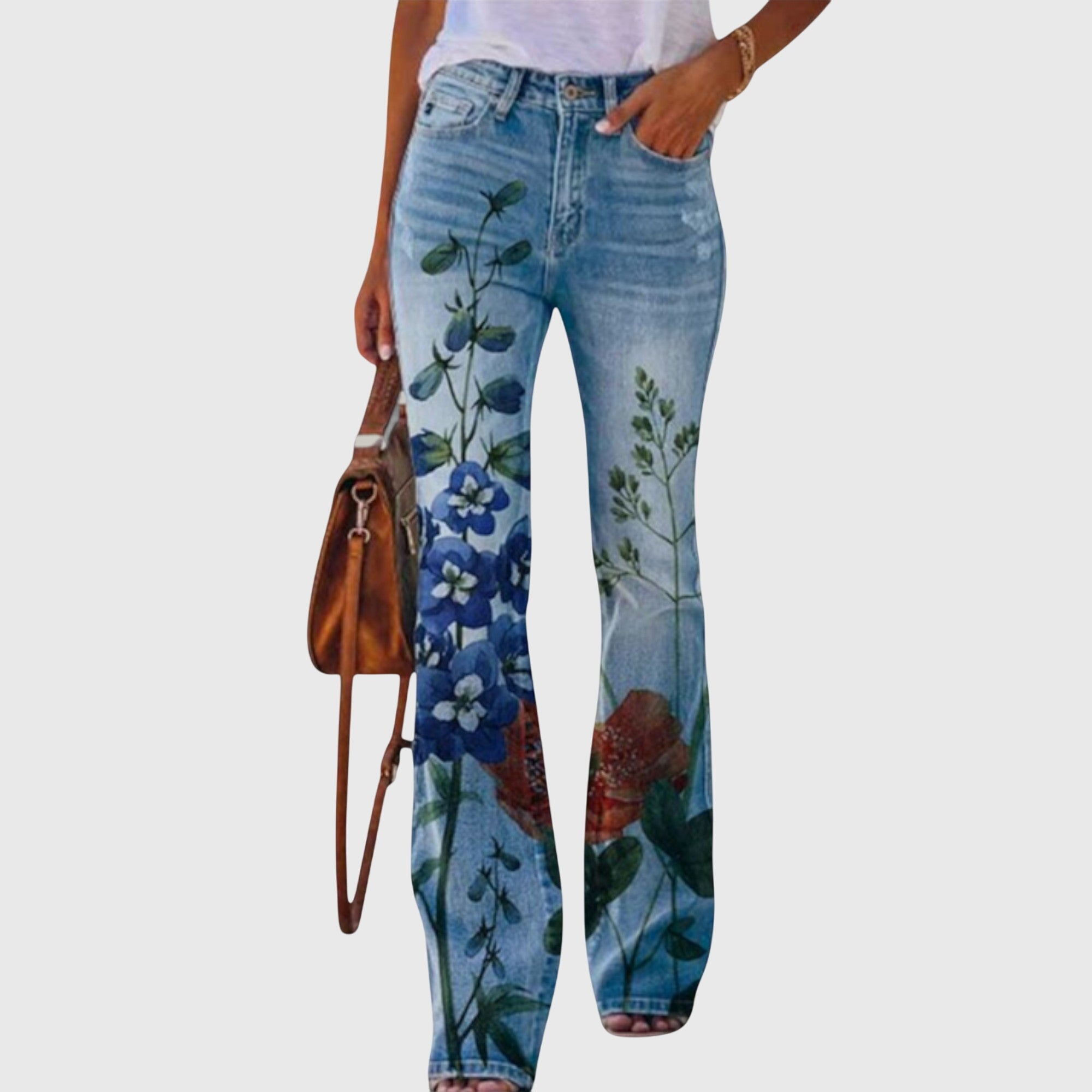 Damejeans med blomsterprint og vidde