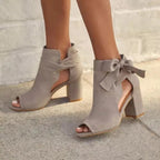 Damen-Peep-Toe-Stiefeletten mit Blockabsatz und seitlicher Schnürung für elegantes Tragen