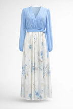 Maxikleid für Damen mit Blumenmuster, plissiertem Oberteil und langen, transparenten Ärmeln