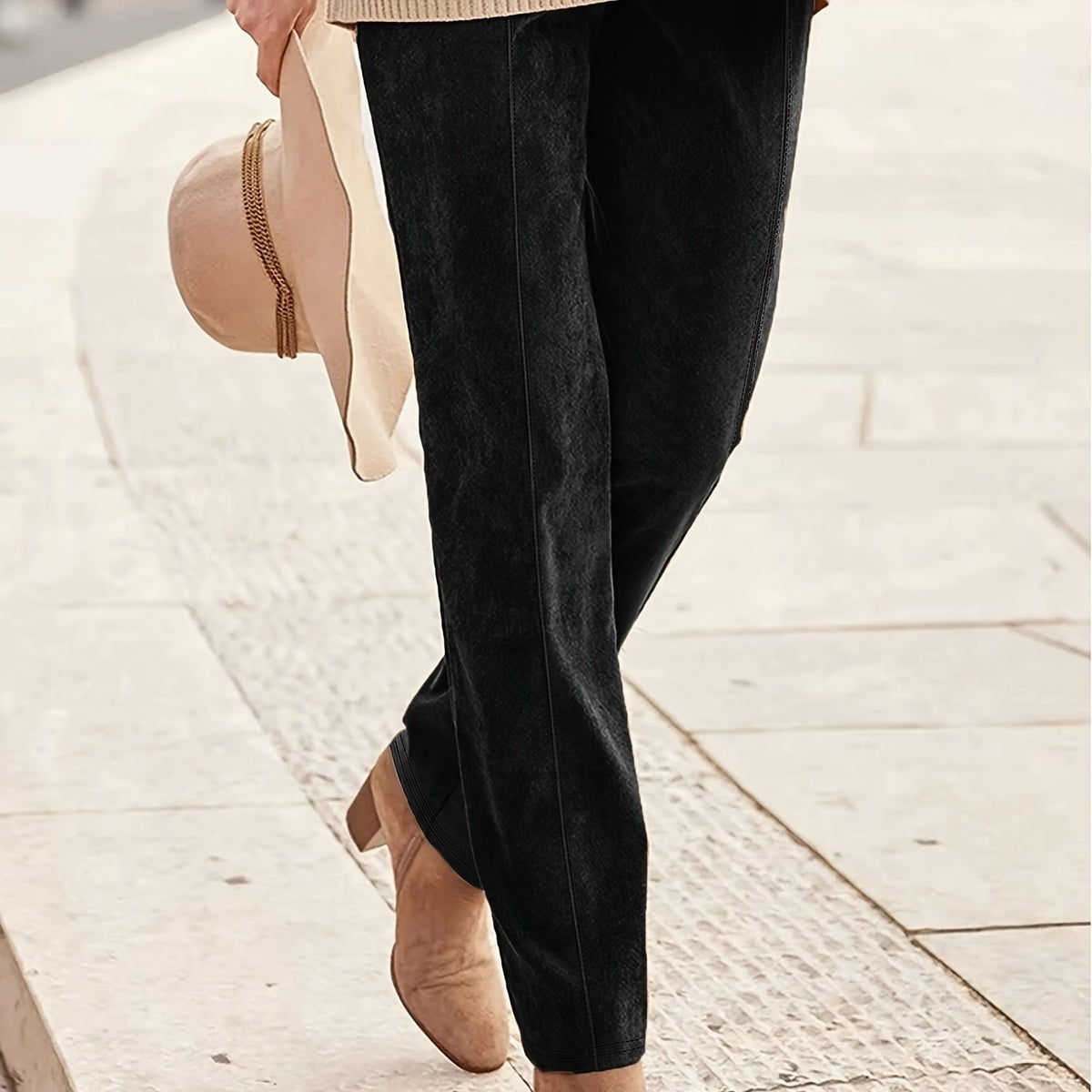 Damenhose mit hoher Taille und geradem Bein