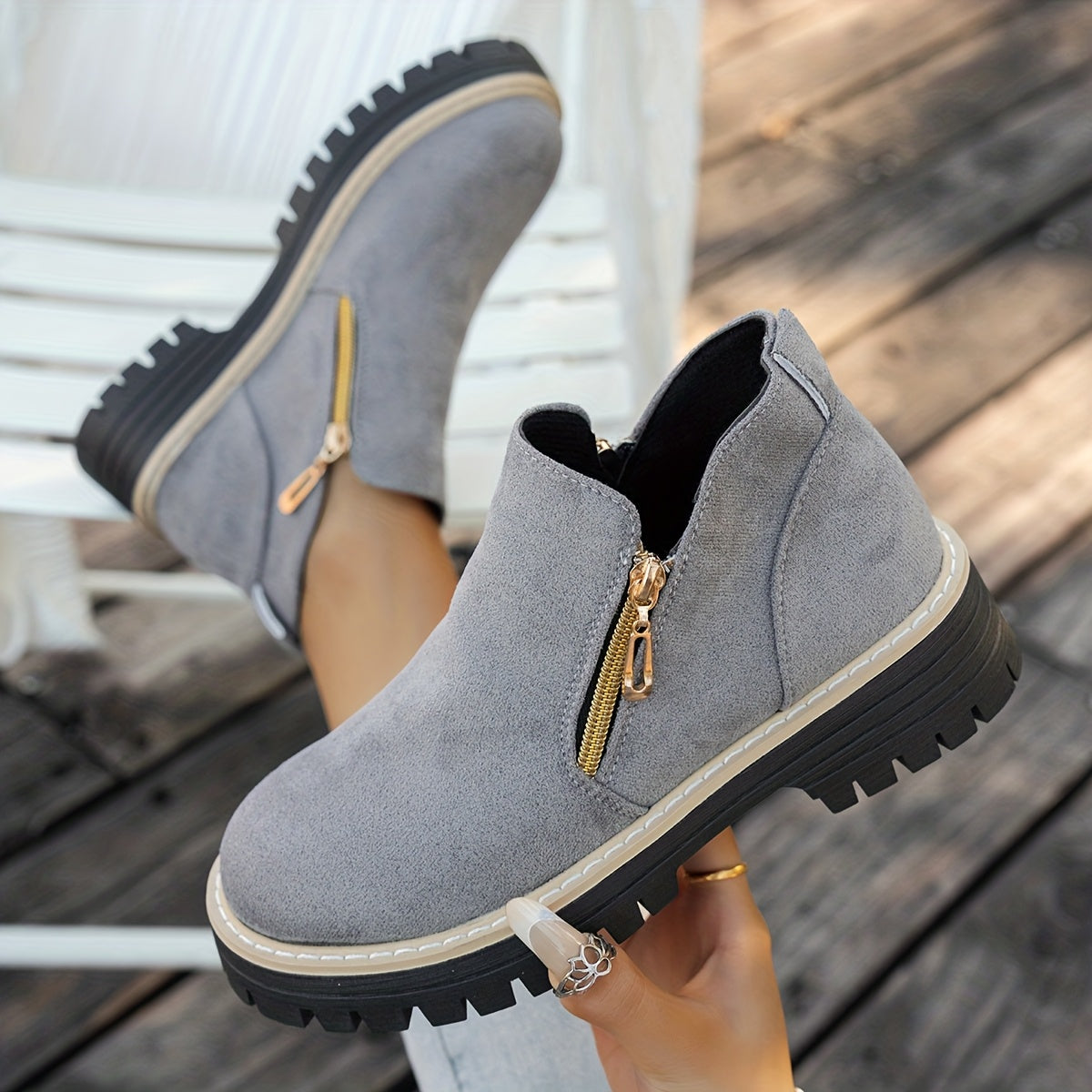 Women’s Side Zip Platform Ankle Boots