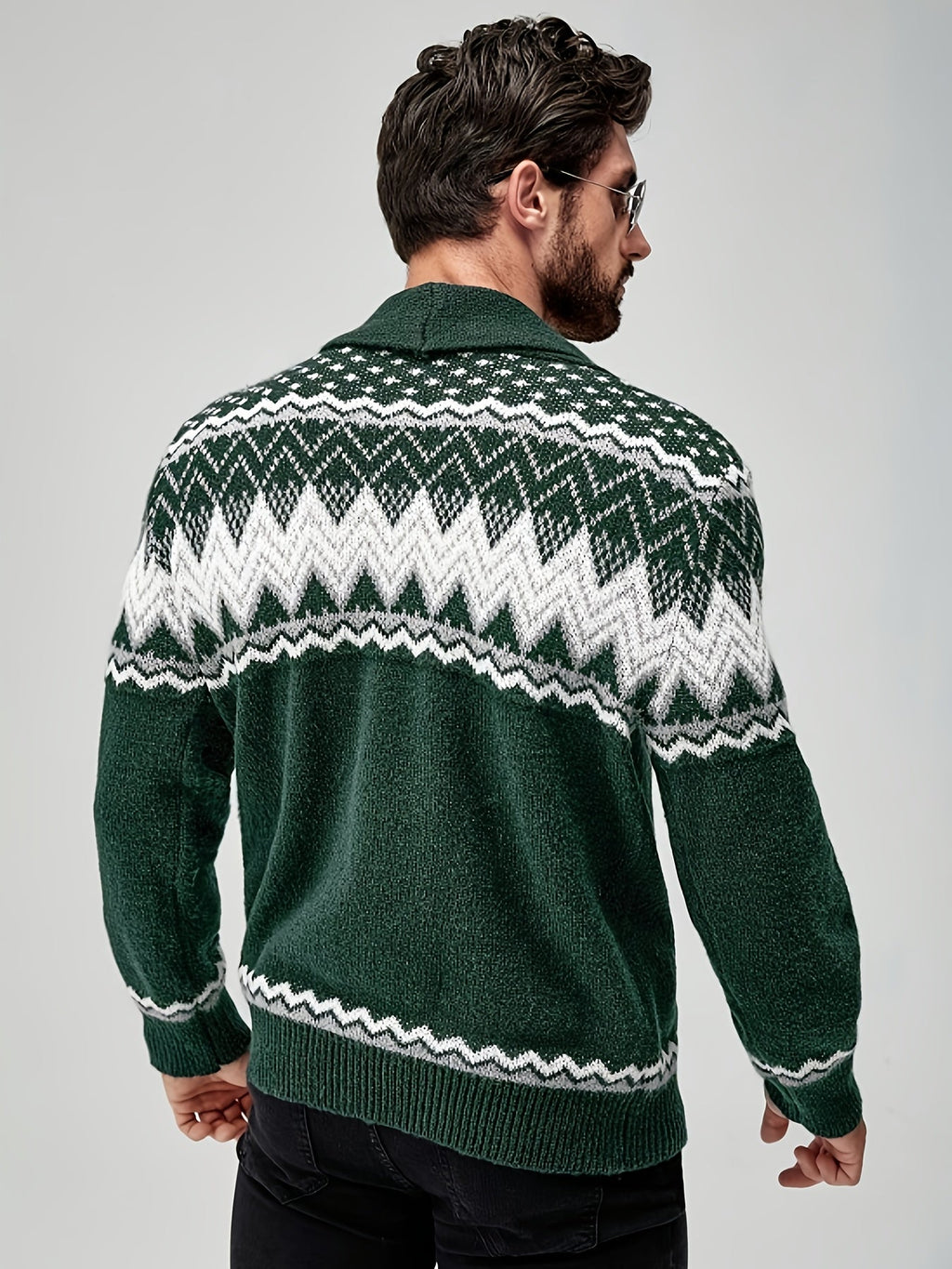 Nordisk cardigan med mønster til mænd