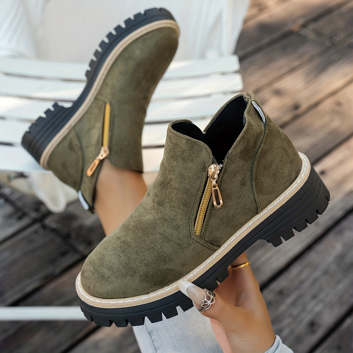 Women’s Side Zip Platform Ankle Boots