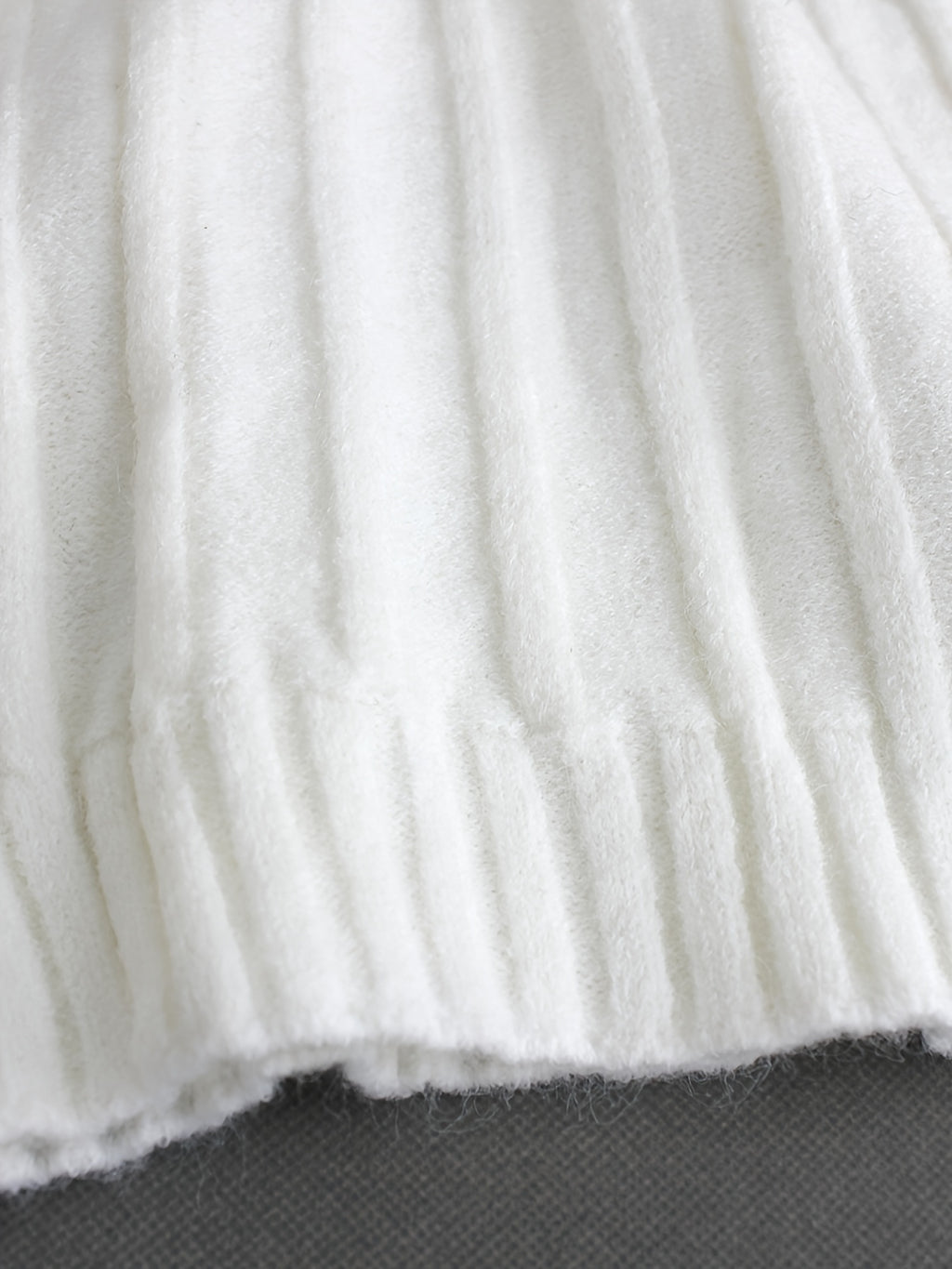 Women’s Lace Sleeve Ribbed Knit Top