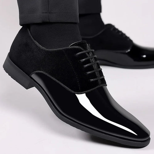 Herrenformelle Oxford-Schuhe mit poliertem Finish für besondere Anlässe