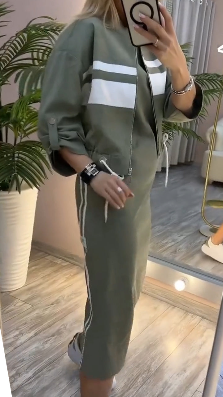 Damen-Kleidungsset mit kontrastierenden Details
