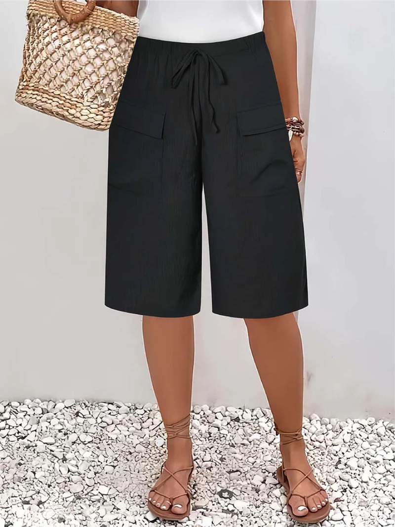 Women's Relaxed Knee-Length Shorts with Drawstring Waist and Cargo Pockets
