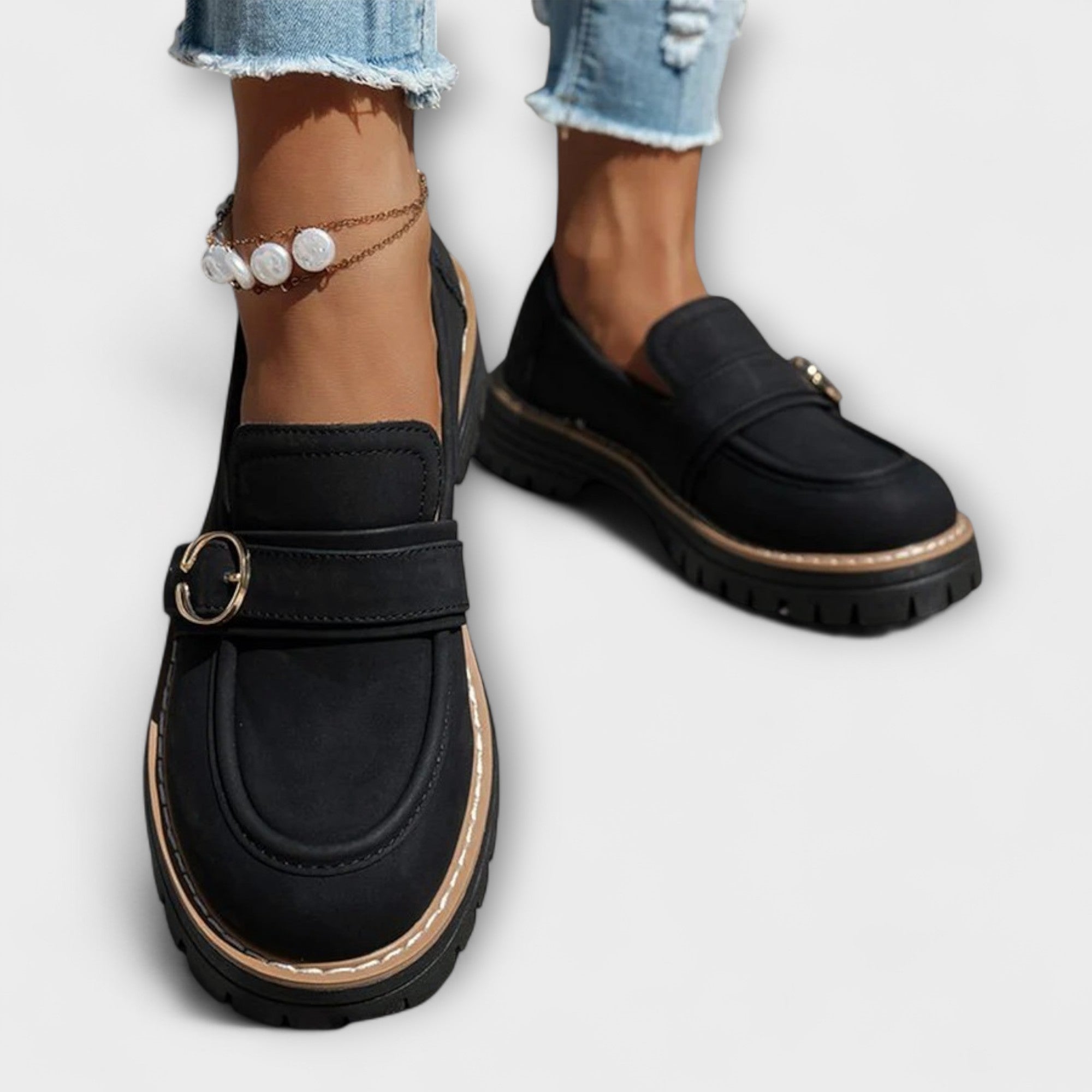 Dames loafers med kraftig sål og spænde