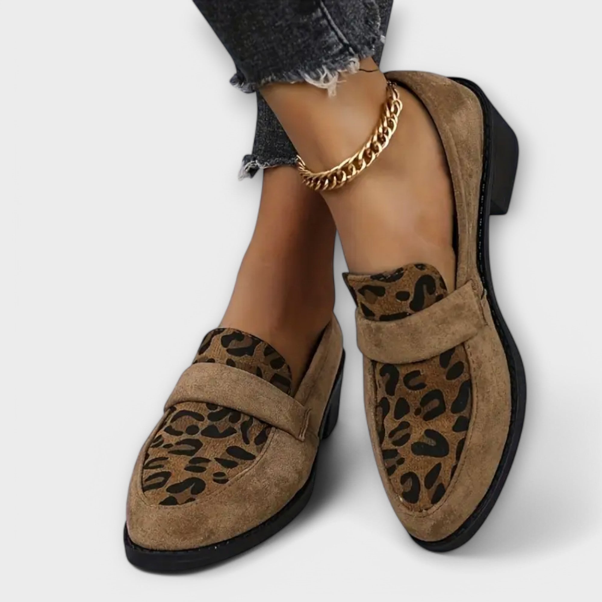 Damesmokkas med leopardpaneler
