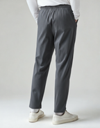 Herren Leichte Kordelzug-Hose mit schmal zulaufendem Bein, elastischem Bund und entspanntem Alltags-Schnitt