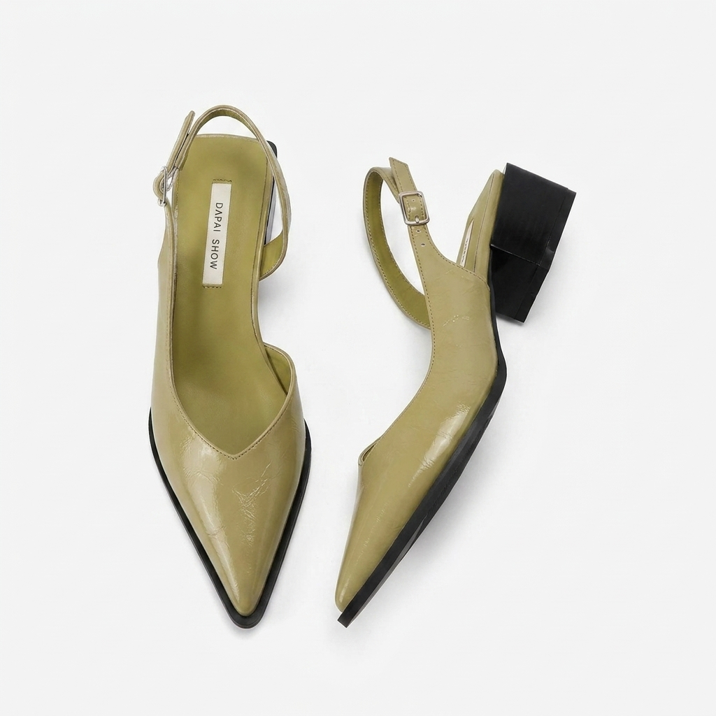 Tacones de mujer con puntera puntiaguda y tira trasera