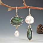 Boucles d’oreilles asymétriques pour femmes avec pendentifs en pierre