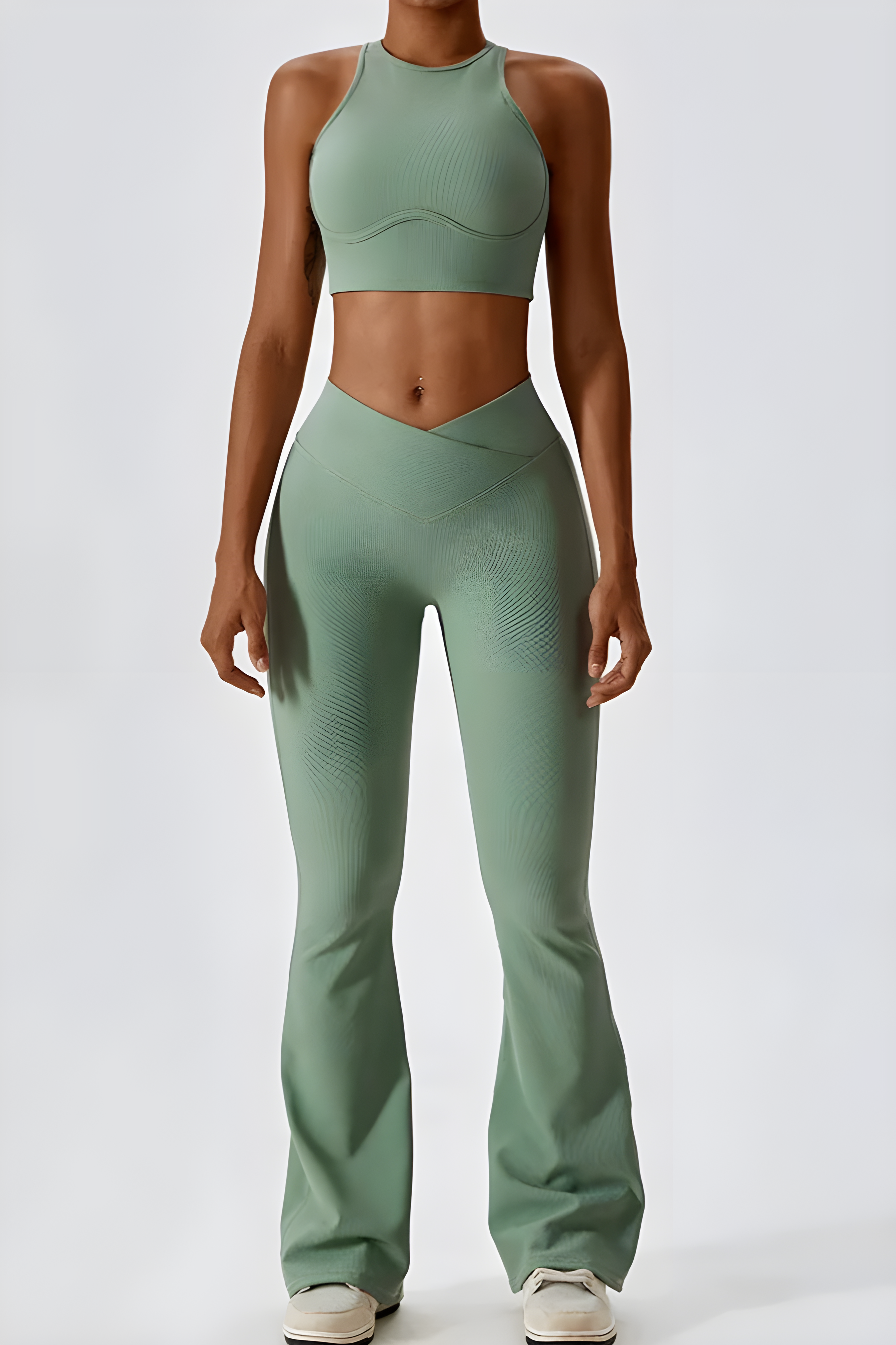 Damen Flare-Leggings und Rollkragen-Top Set mit nahtlosem Sitz für Komfort