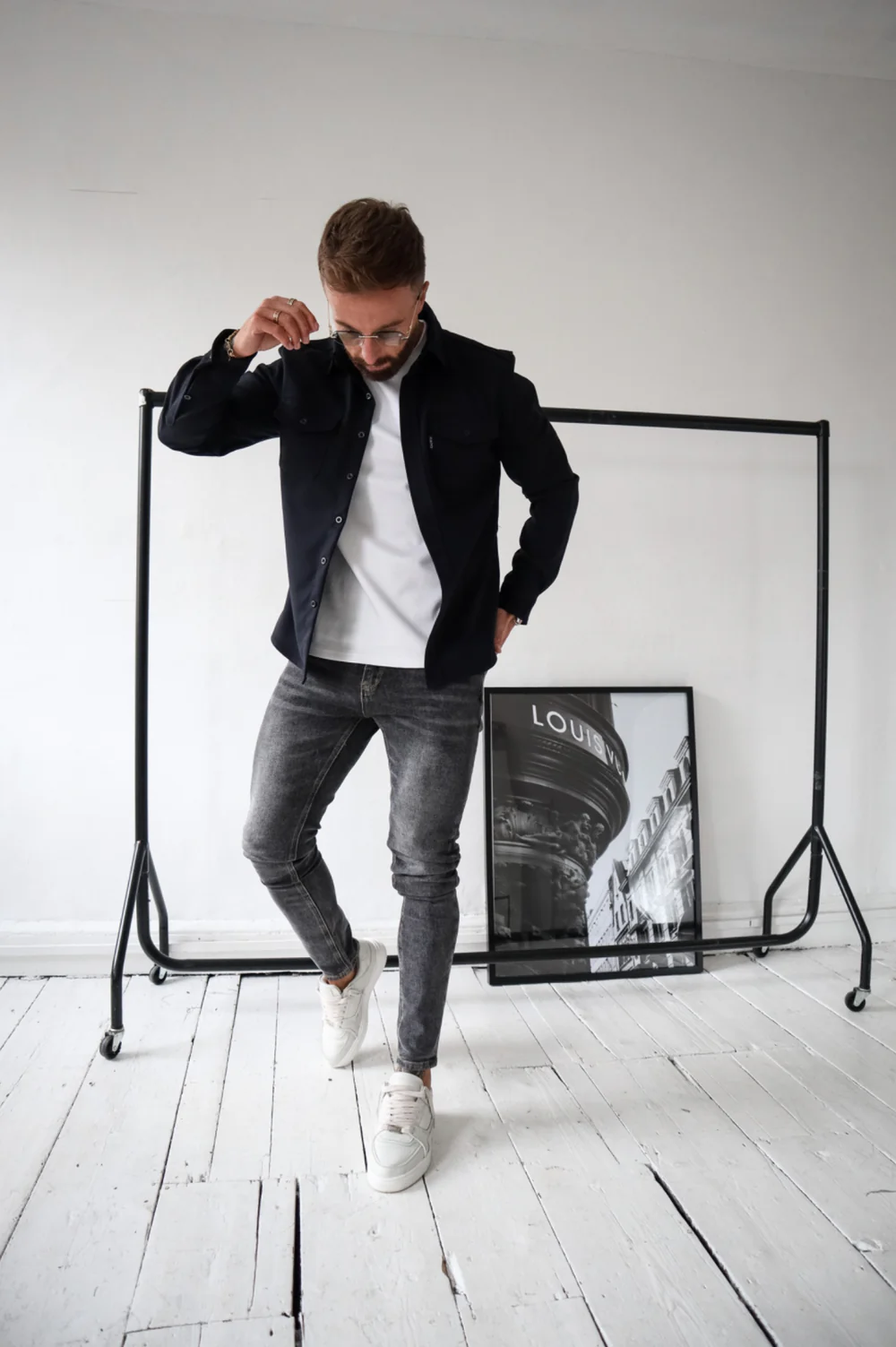 Afslappet overskjorte med knapper til mænd