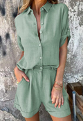 Ensemble chemise boutonnée décontractée et short tailleur pour femmes