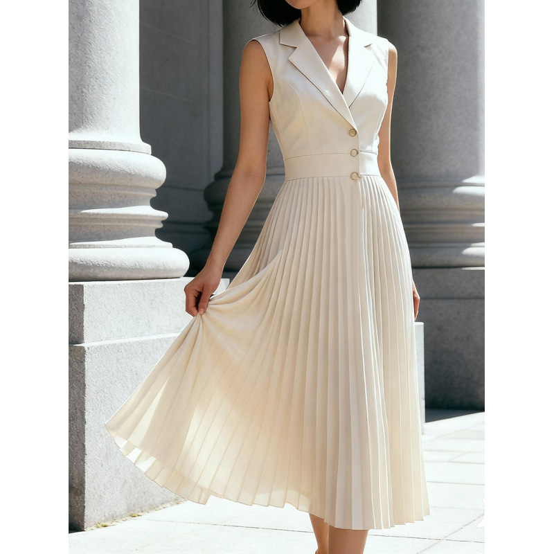 Robe maxi plissée sans manches pour femme