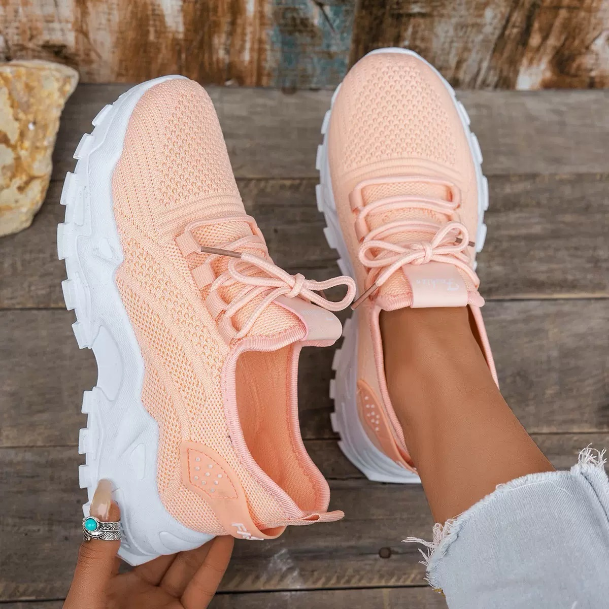 Damestrikkede platform-sneakers til gåture