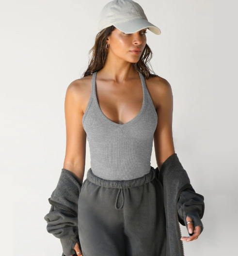 Sweat-shirt à capuche pour femmes, zippé sur le devant