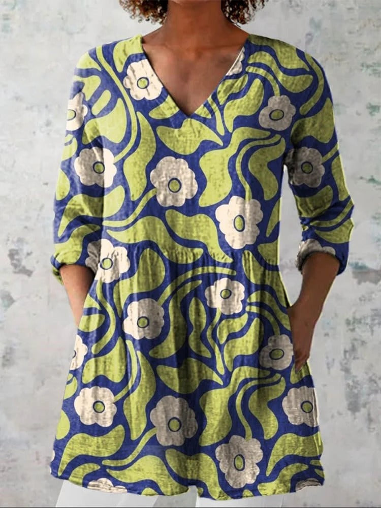 Retroblomstret tunika med rynkedetaljer til kvinder
