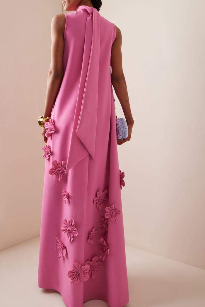 Damen Maxikleid mit 3D-Blumenapplikationen und eleganter, fließender Silhouette