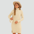 Kvinders kabelstrikkede rullekrave-sweaterkjole