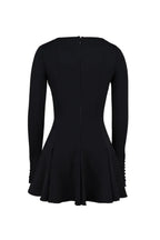 Elegantes Damen Minikleid mit figurbetonter Passform, langen Ärmeln und Knopfmanschetten