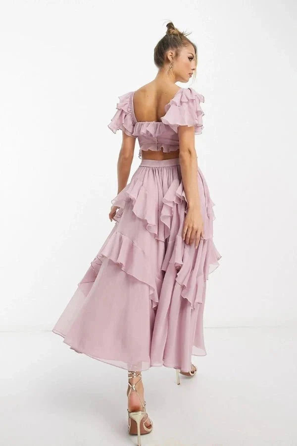 Damen Maxikleid mit Carmenausschnitt, Rüschenschichten und Korsett-Oberteil