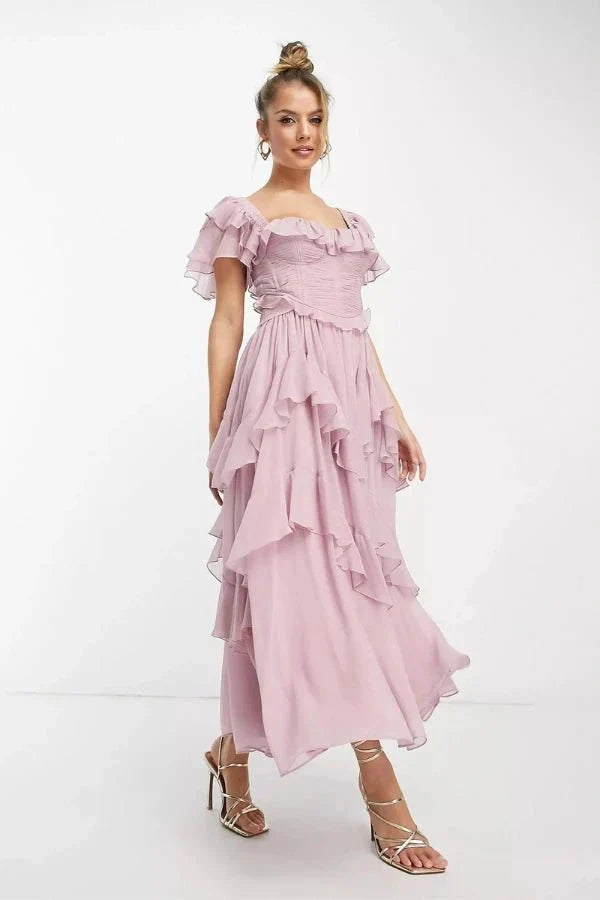 Damen Maxikleid mit Carmenausschnitt, Rüschenschichten und Korsett-Oberteil