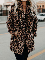 Damen-Wintermantel mit Leopardenmuster