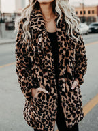 Damen-Wintermantel mit Leopardenmuster