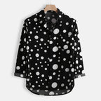 Herrenhemd mit Polka-Dots, Stehkragen und langen Ärmeln