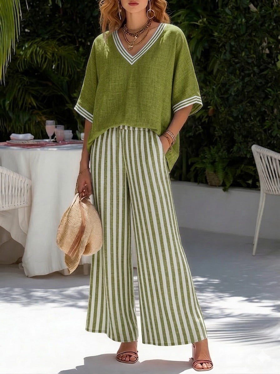 Ensemble pour femme composé d'un haut oversize à col en V et d'un pantalon large rayé