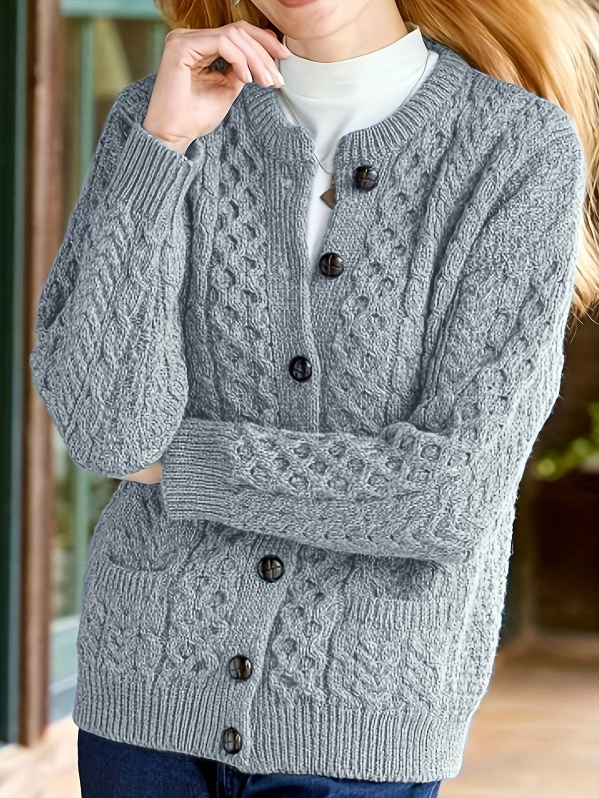 Cardigan en maille boutonné sur le devant pour femme