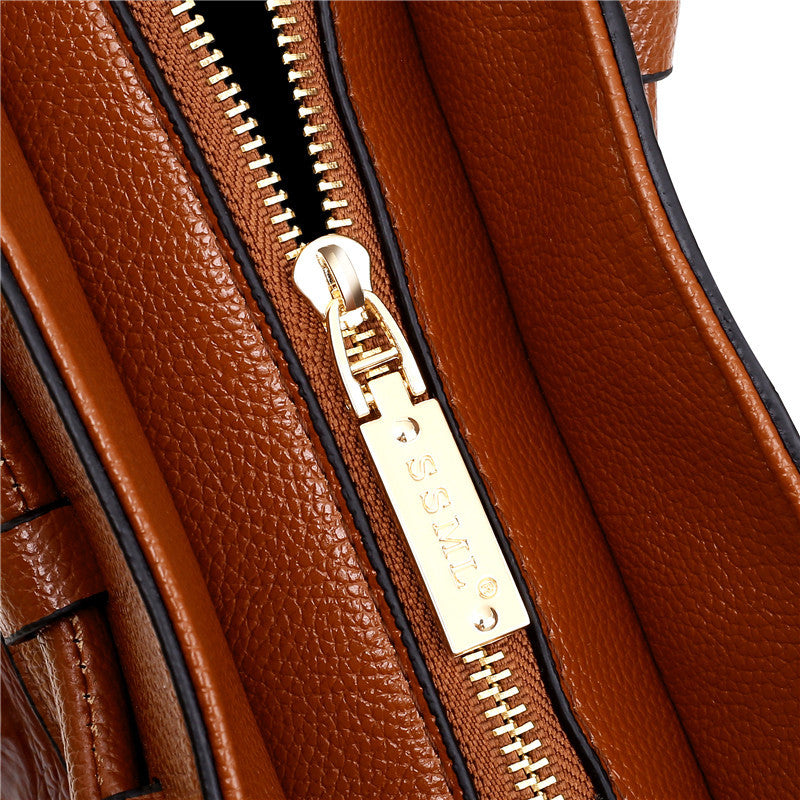 Strukturierte Damenhandtasche mit Krokodilprägung
