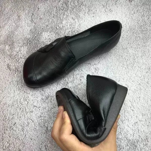 Slip-on-loafers för kvinnor med rosettdetalj