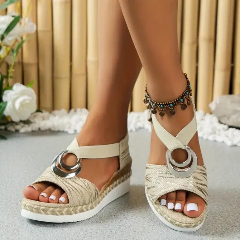 Sandali da donna comodi con plateau metallizzato