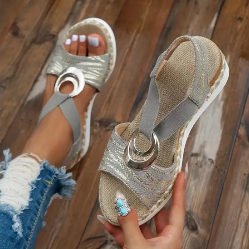 Sandali da donna comodi con plateau metallizzato