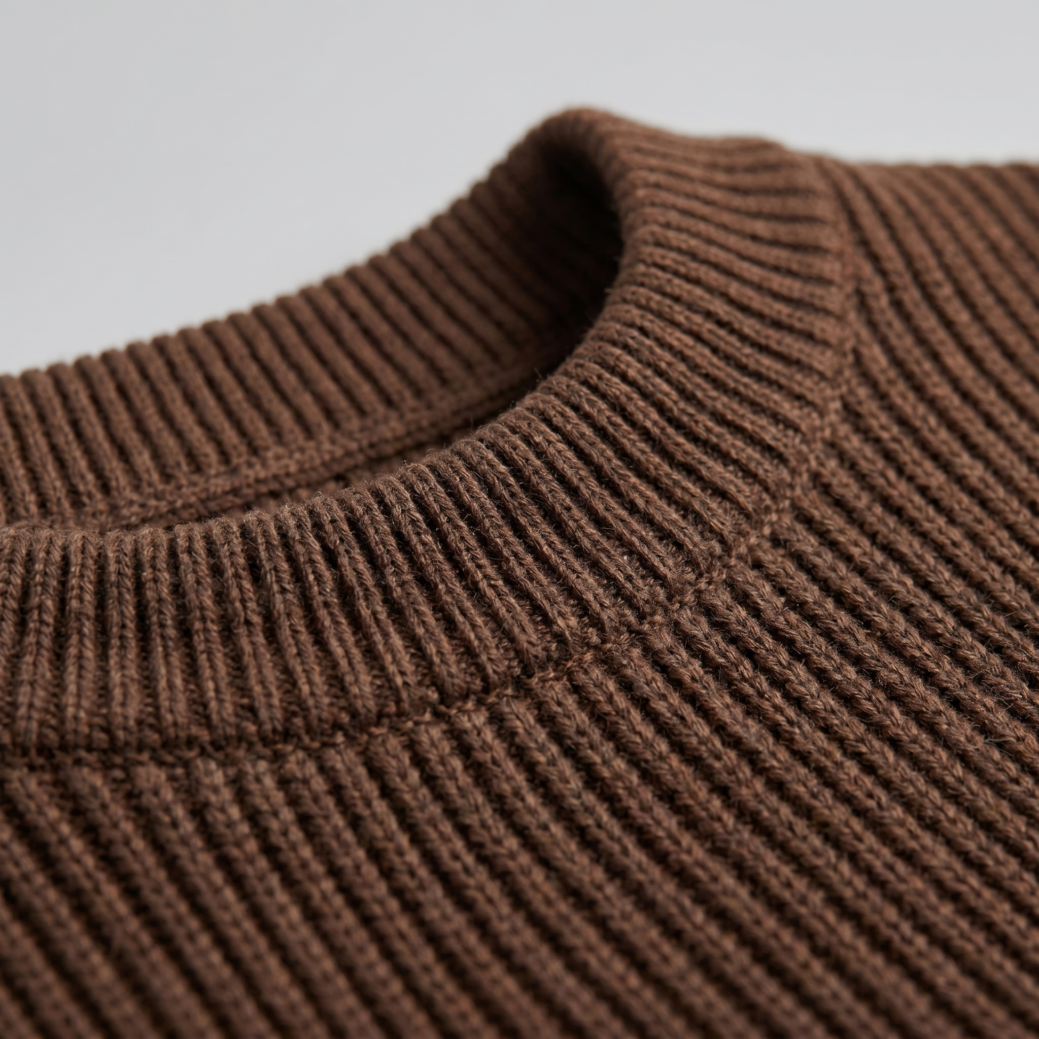 Men's Ribbed Knit T-Shirt with Crew Neck for Smart Casual Wear