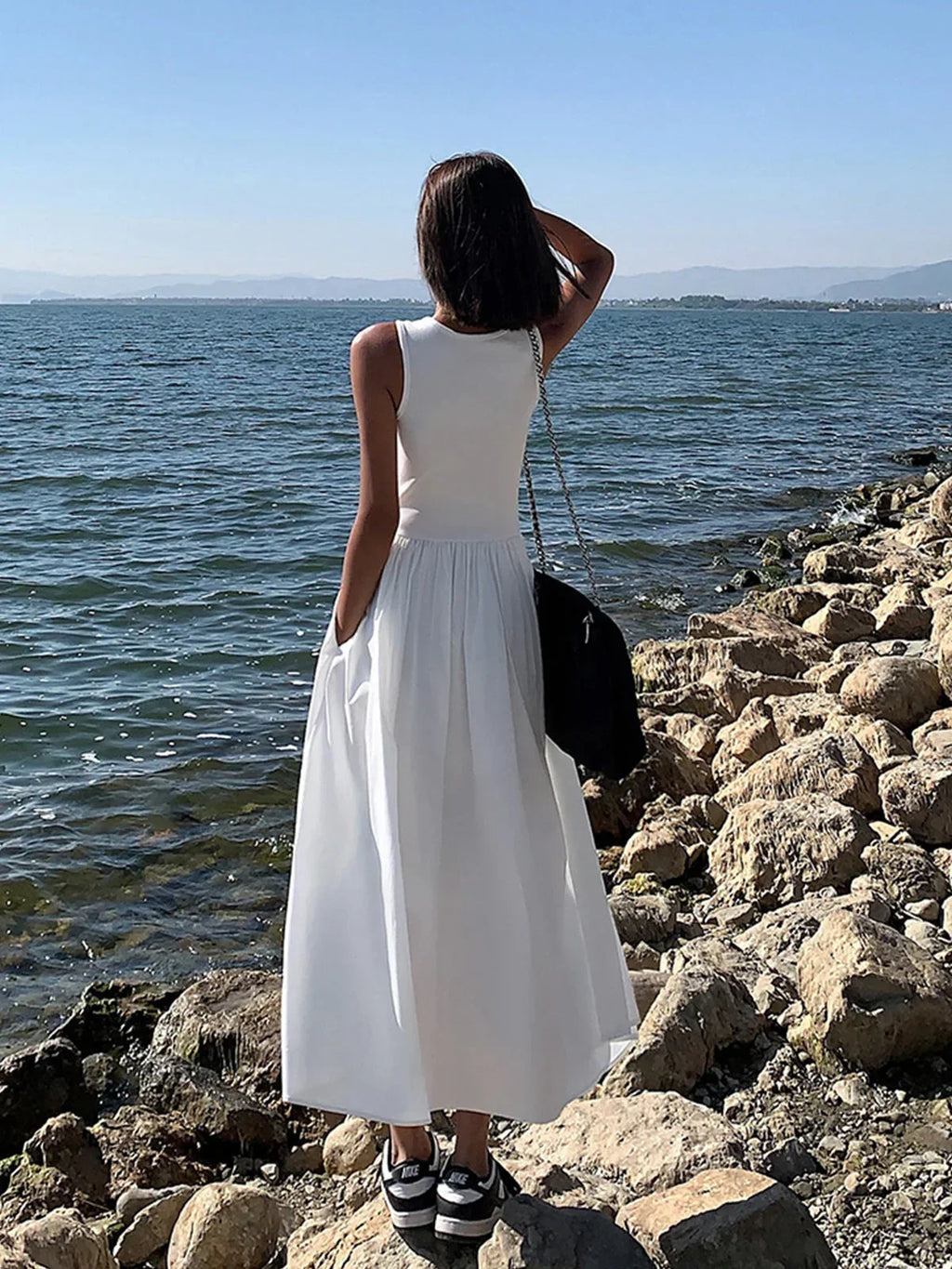 Women's Sleeveless Round Neck Maxi Dress