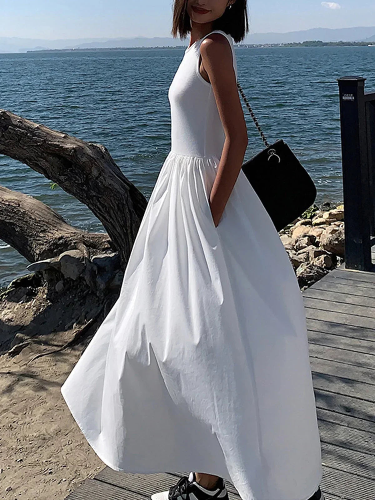 Women's Sleeveless Round Neck Maxi Dress