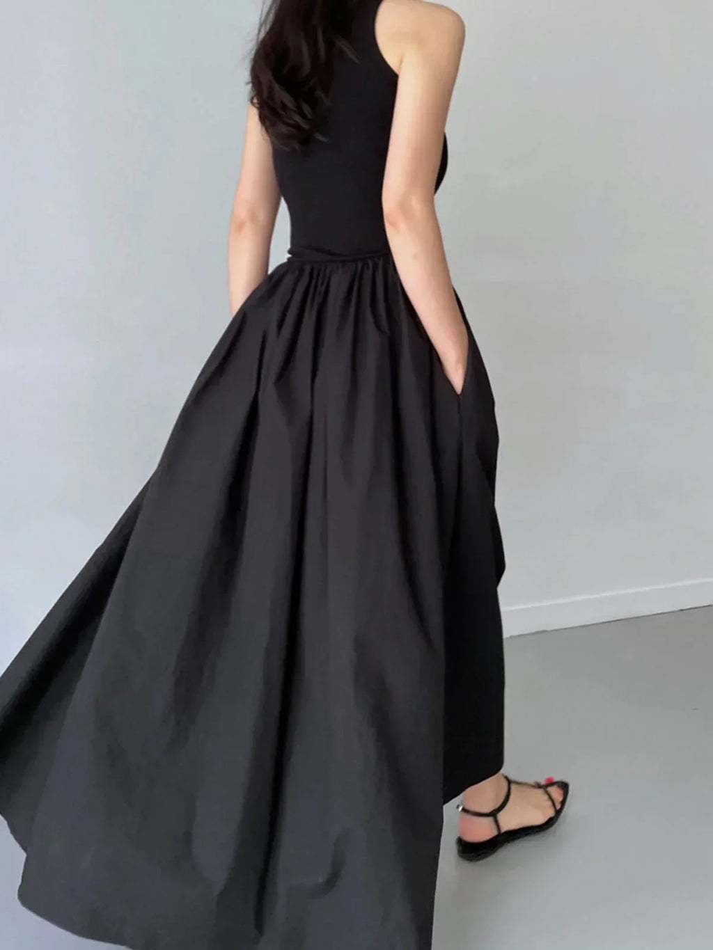 Women's Sleeveless Round Neck Maxi Dress