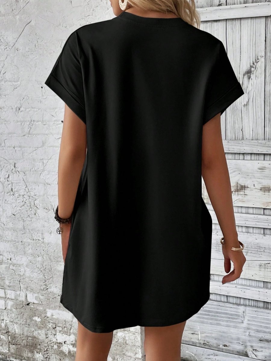 Damen Minikleid mit Rundhalsausschnitt und kurzen Ärmeln für bequemen und mühelosen Alltag