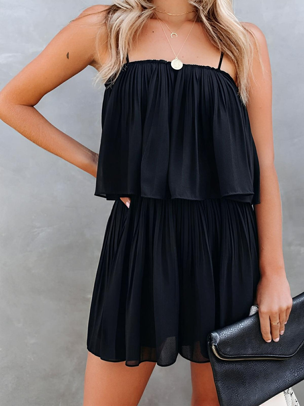 Damen geraffter Spaghetti-Träger-Overall für eleganten und mühelosen Sommerstil