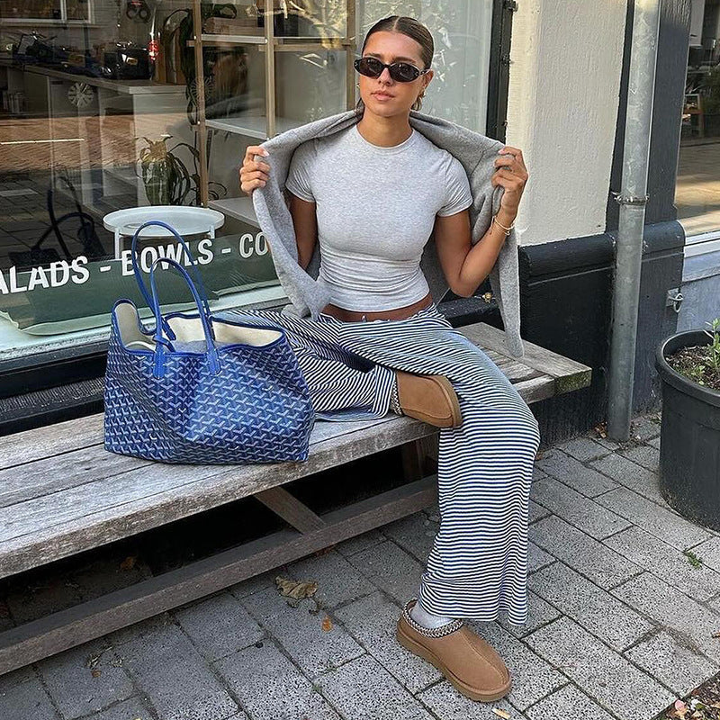 Pantalon femme rayé à jambes larges