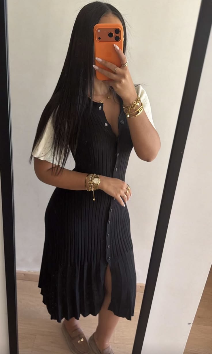 Women’s Contrast Sleeve Button-Front Maxi Dress