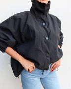 Bomber leggero da donna con collo alto