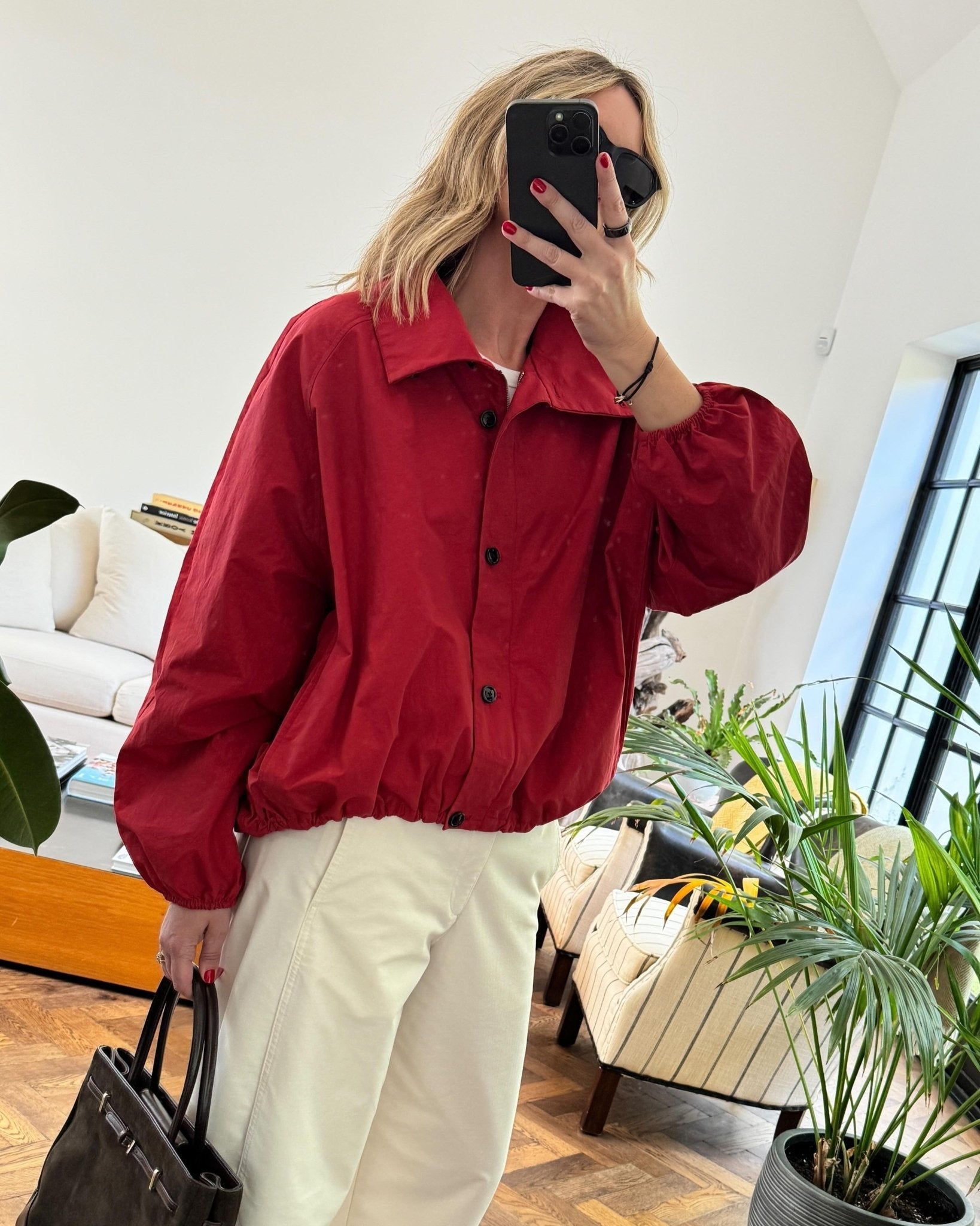 Bomber leggero da donna con collo alto