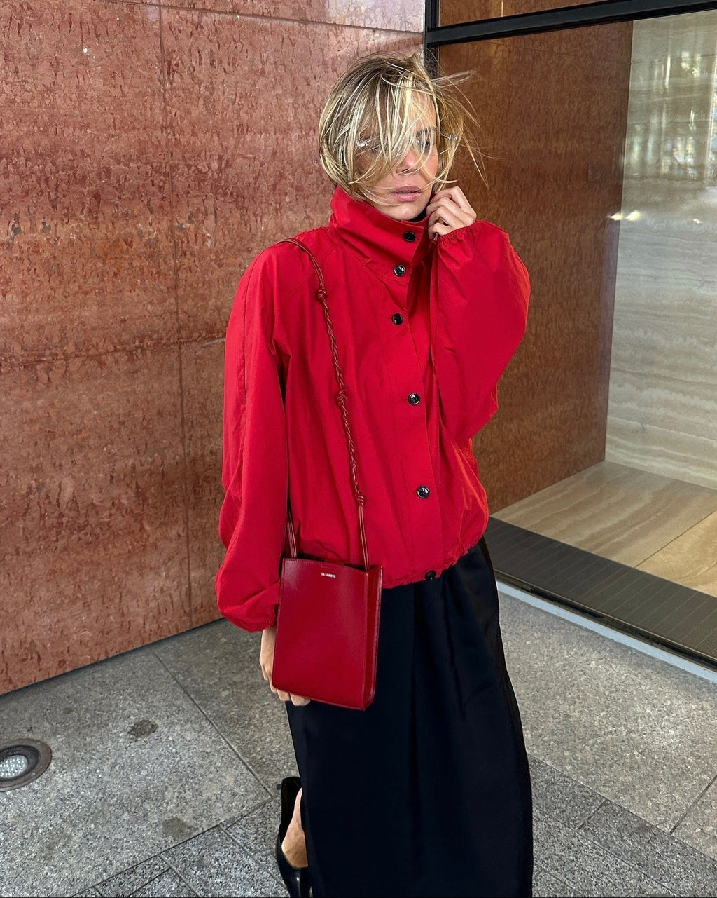Bomber leggero da donna con collo alto