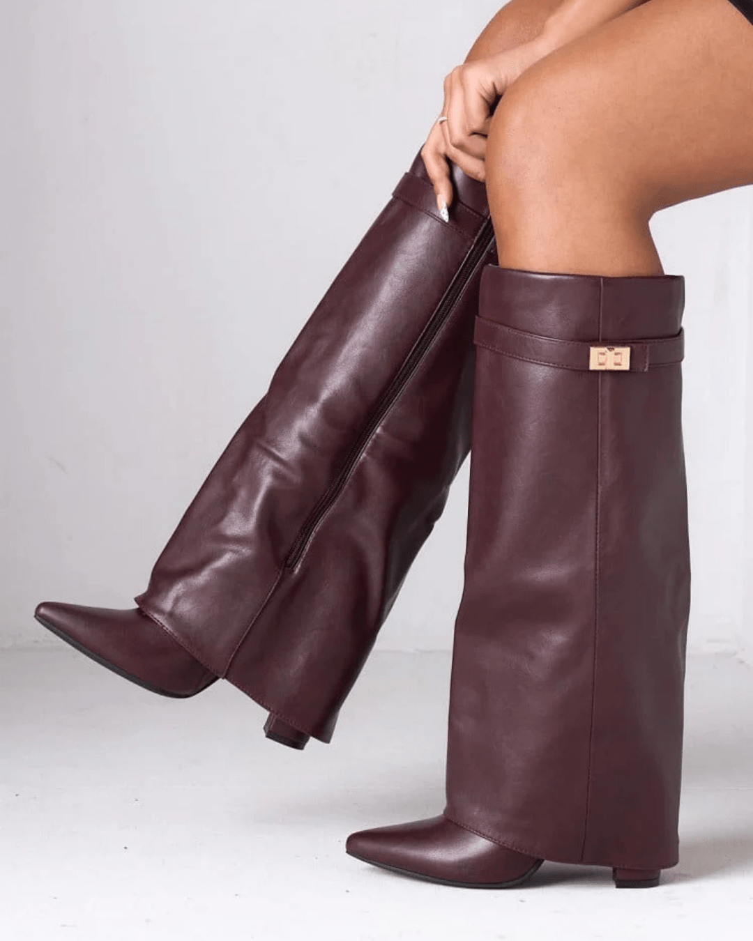 Women’s Pointed-Toe Knee-High Boots